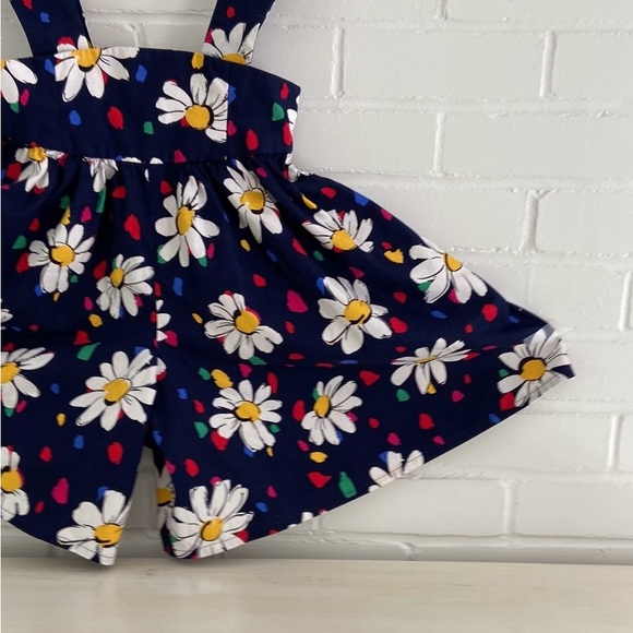 Retro Old-Style Daisy Print Culotte Romper Outfit - Picture 2 of 4